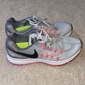 Nike gym shoes - Zoom Pegasus